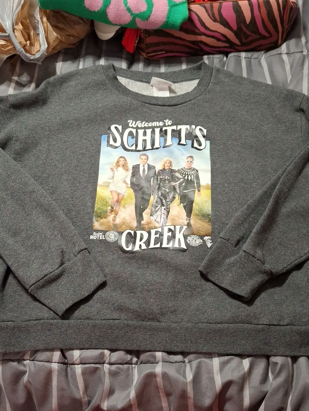 Schitts Creek Crewneck Sweatshirt - Gray XXL Preloved